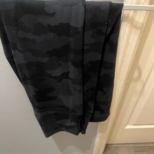lululemon athletica Black Camo Leggings